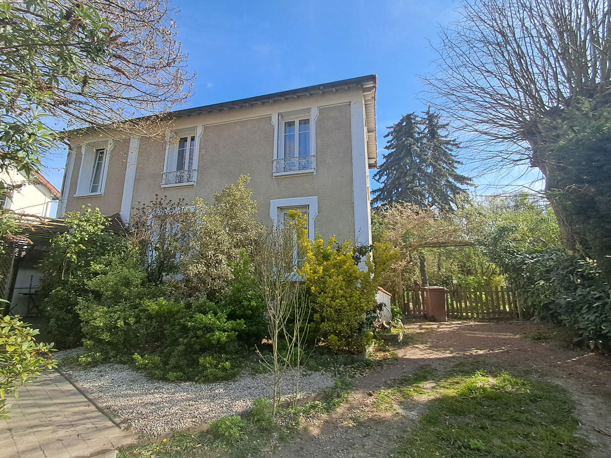 Agence immobilière de ORGERUS IMMOBILIER